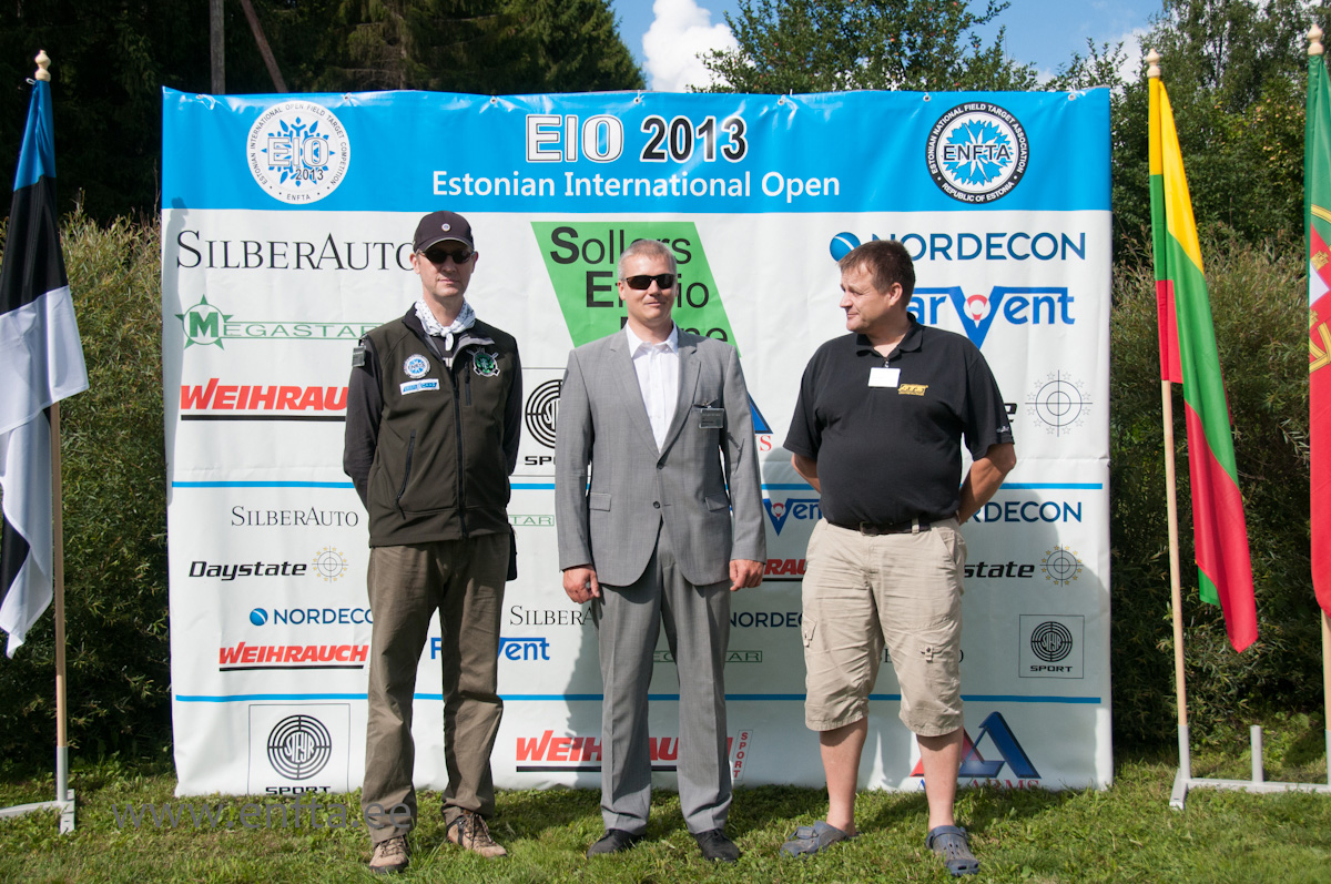 0035   organizer Kaidu Jalakas ja Deputy Mayor of Tartu Raimond Tamm and landowner Ormes Tamm